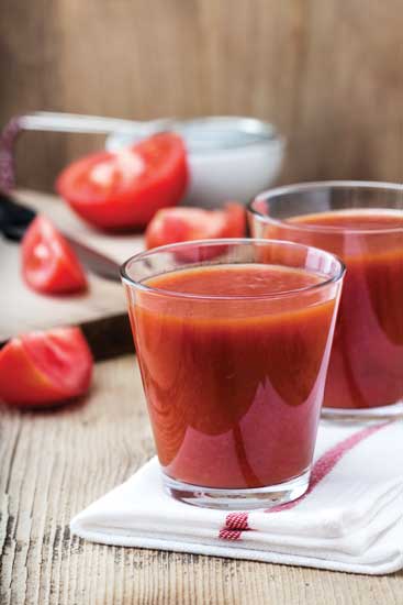 To take powdered trikatu, combine it with honey and then add it to tomato juice.